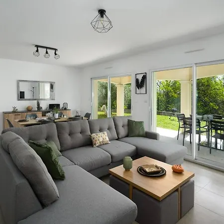 Villa • Paisible • Hostisy Seyssuel